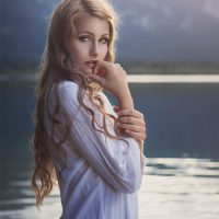 Portrait and themed shoot Anja Kamericki
