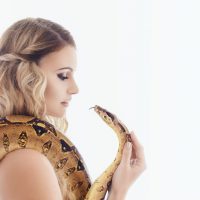 Boudoir and beauty with snakes Anja Kamericki
