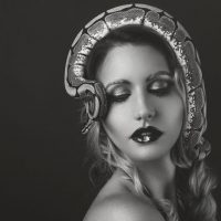 Boudoir and beauty with snakes Anja Kamericki